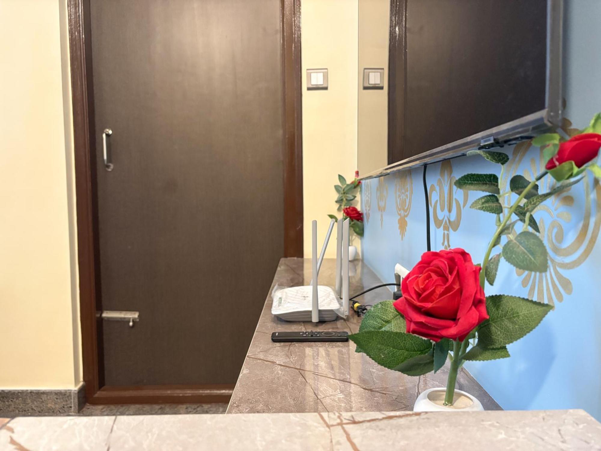 अपार्टमेंट Visla Service Near Dlf Newtown Bangalore